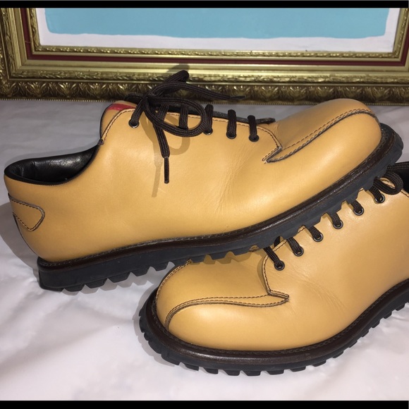 Prada Men’s Leather Shoes - Picture 2 of 8